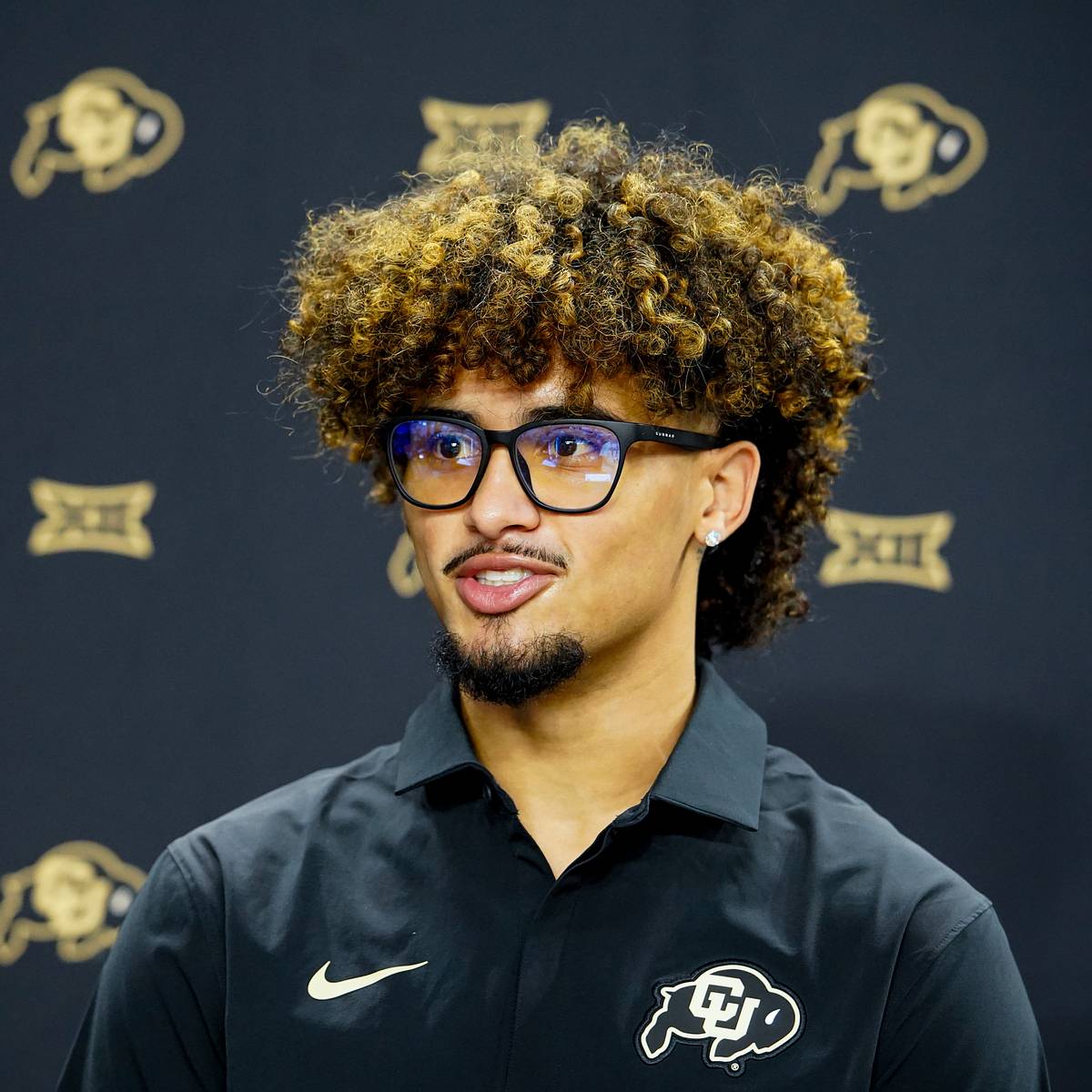 si.com - Charlie Viehl - Colorado Quarterback Julian Lewis' Family Shares Update After Medical Emergency