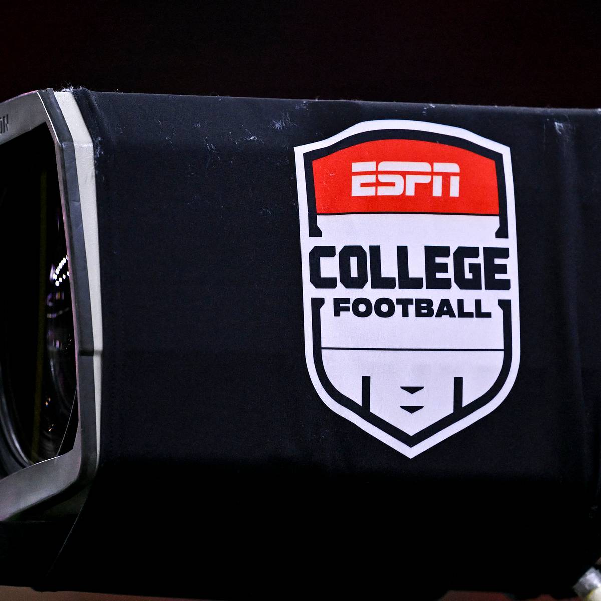 5 College Football Teams That Have Ruled the TV Ratings in 2026