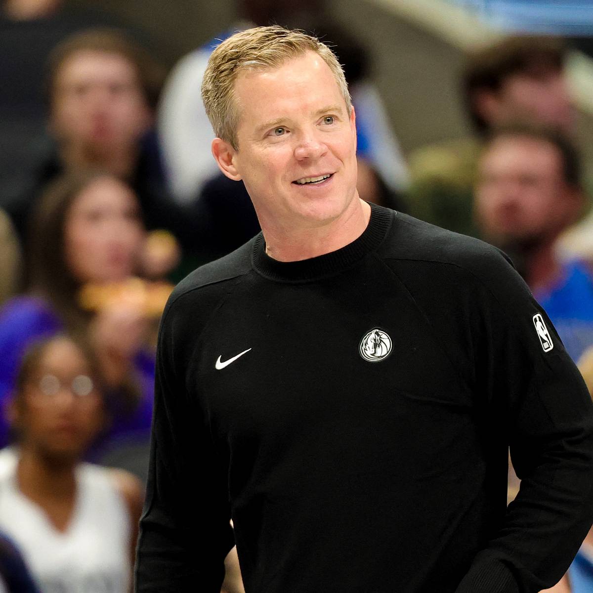 si.com - Austin Veazey - Dallas Mavericks Open Roster Spot By Waiving Sharpshooter