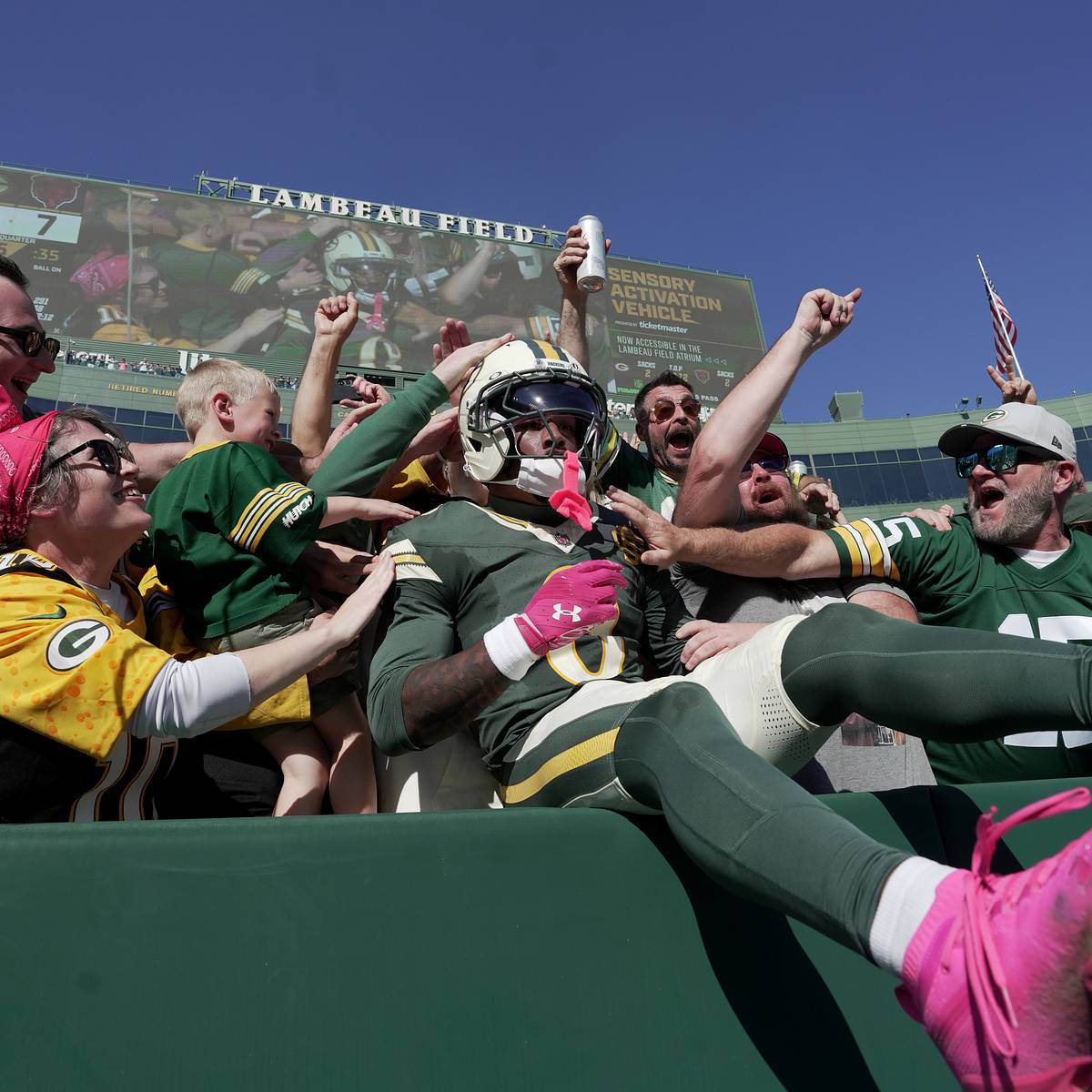 si.com - Jennifer Streeter - Future Red Wings Star to Be On Display at Lambeau Field With Michigan