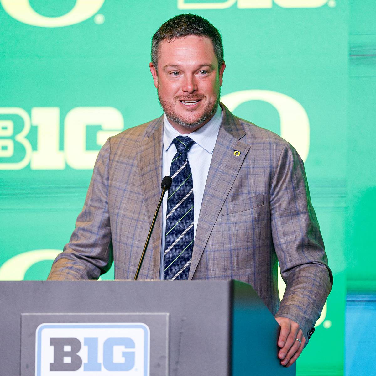 si.com - Cory Pappas - Oregon Coach Gives Insight Into Freshman Anthony 'Tank' Jones' Mentality