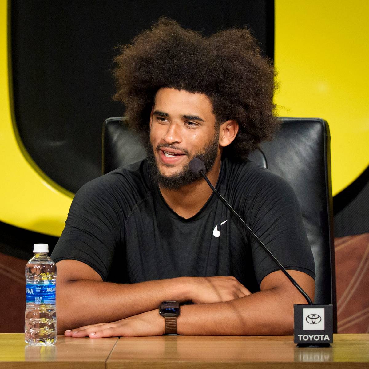 si.com - Caden Handwork - Quarterback Dante Moore Provides Insight Into Ducks' Big Response