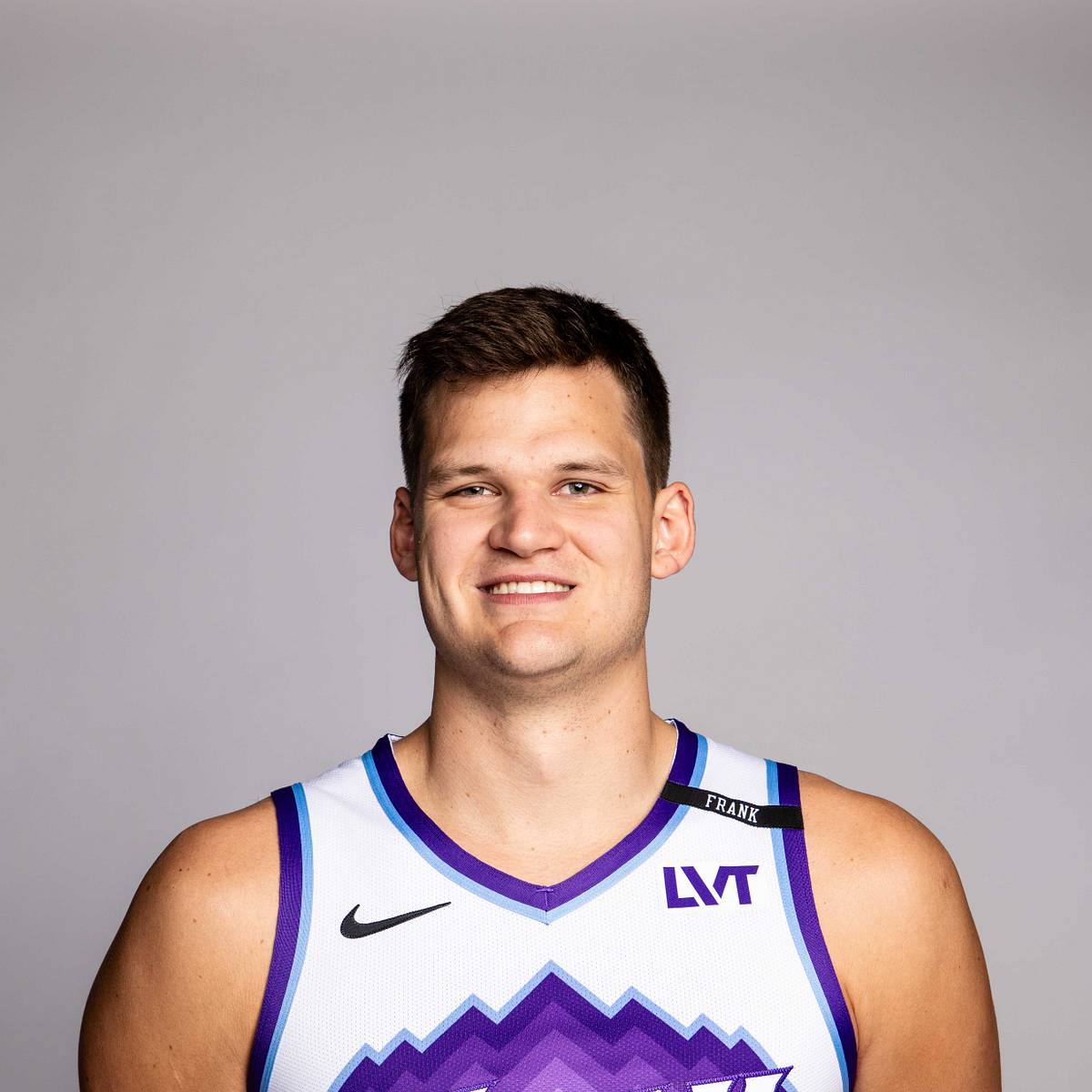 si.com - Mark Morales-Smith - Lakers Trade For Walker Kessler, Kicking Off A Flurry Of Moves That Reshape Fantasy Basketball Rankings