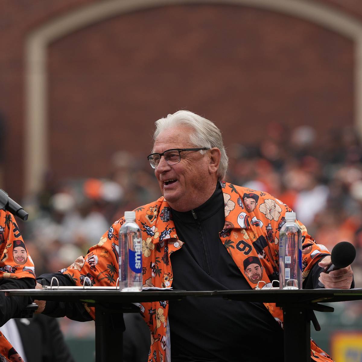 si.com - Matt Postins - Giants Name Oracle Park Broadcast Booth for Mike Krukow, Duane Kuiper
