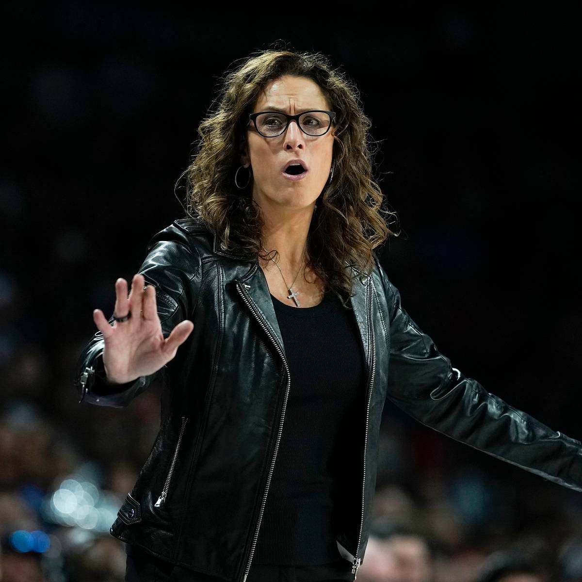 si.com - Grant Young - Stephanie White Makes Feelings Clear on Future With Indiana Fever