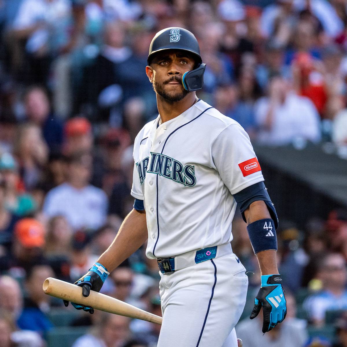 Mariners Make Smart Decision With Julio Rodríguez After Latest Injury Scare