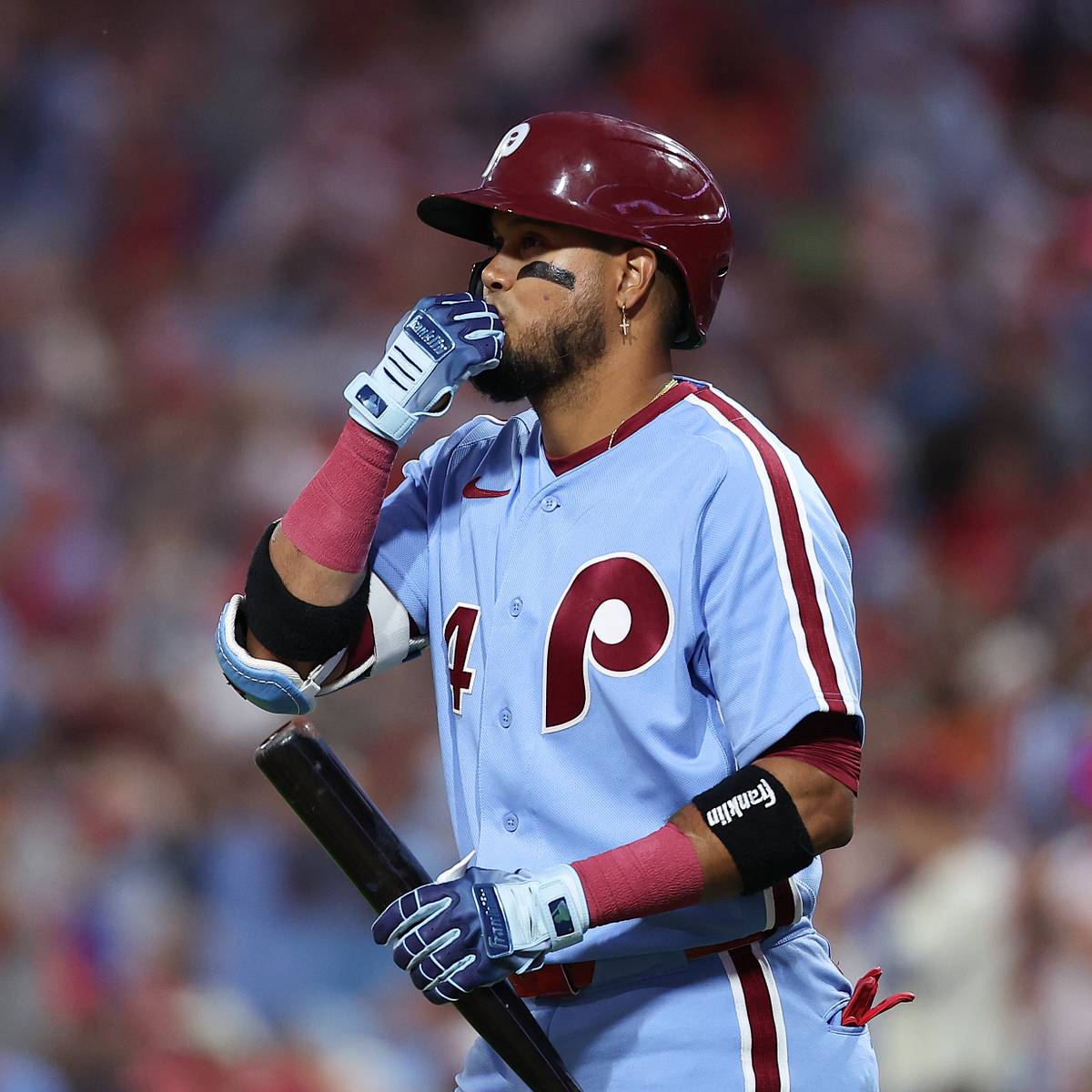 si.com - Nick Ziegler - Why Luis Arraez is a Better Fit Now for Phillies Than at Trade Deadline