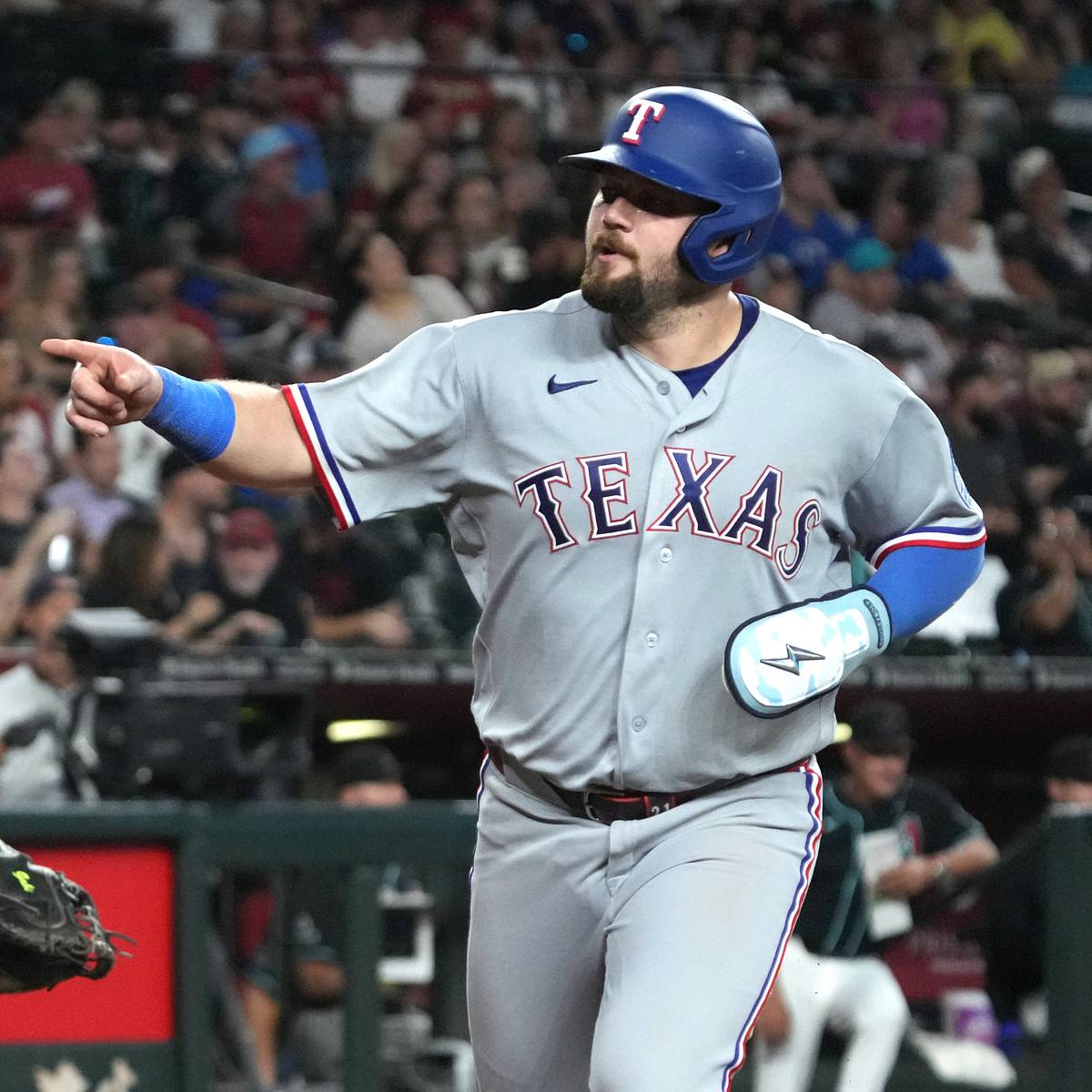 si.com - Matt Postins - Why Jake Burger May No Longer Fit into the Texas Rangers' Future