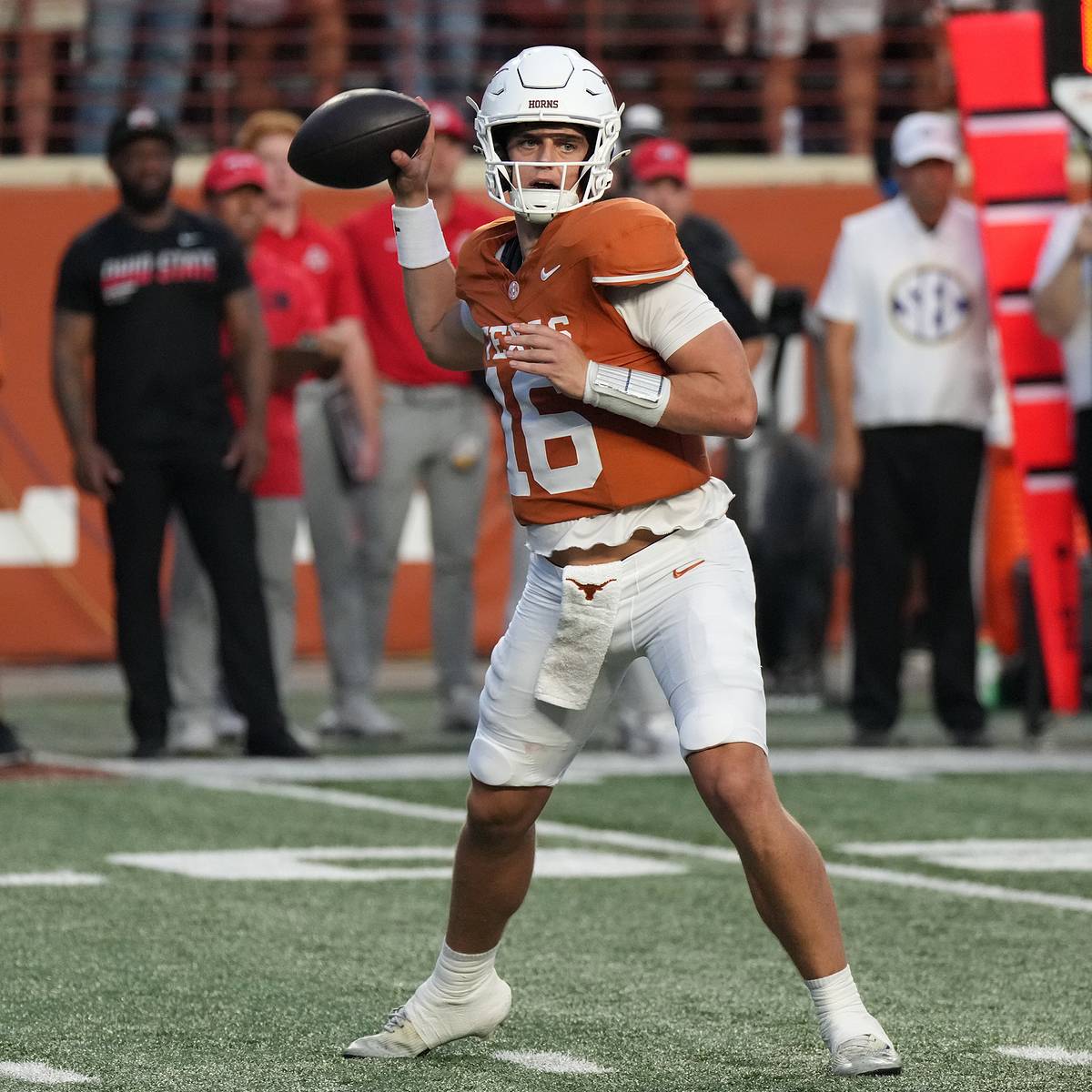 Texas Longhorns Stock Report: Who Helped and Hurt Themselves Against Ohio State