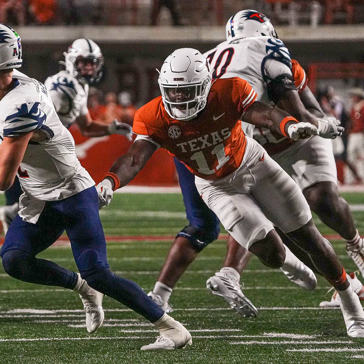 Texas vs. UTSA: Everything to Know About the Longhorns' Next Opponent