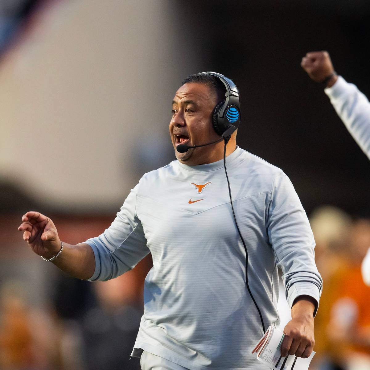 Texas Longhorns Assistant Coach Johnny Nansen Charged With DWI After Ohio State Game