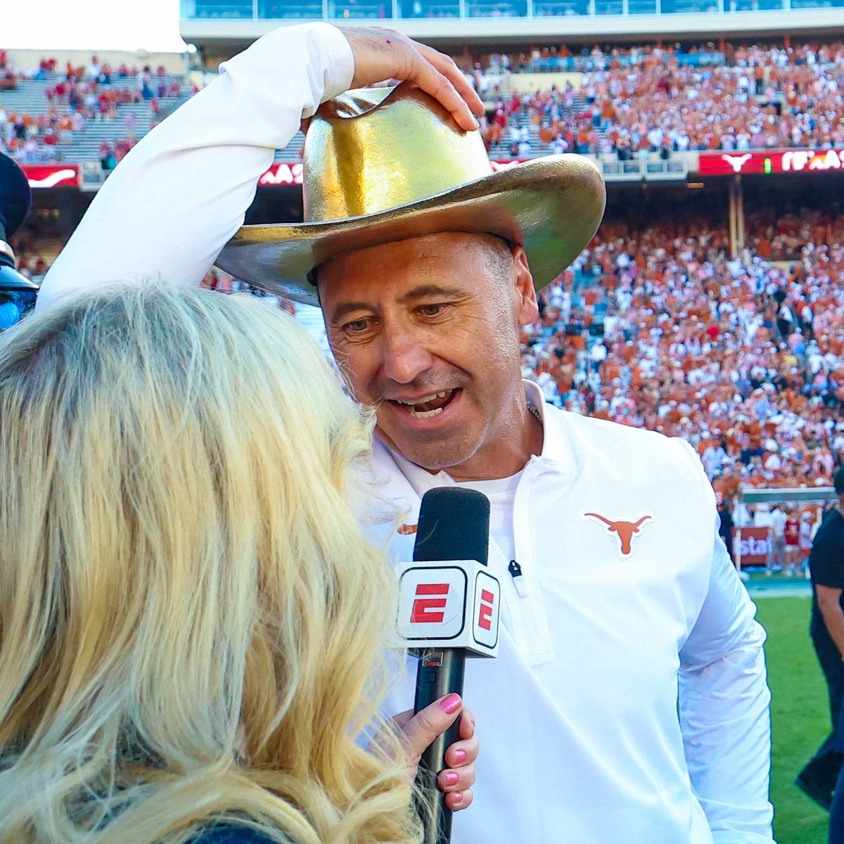 Steve Sarkisian Warns Texas Longhorns of 'Desperate' Oklahoma Sooners