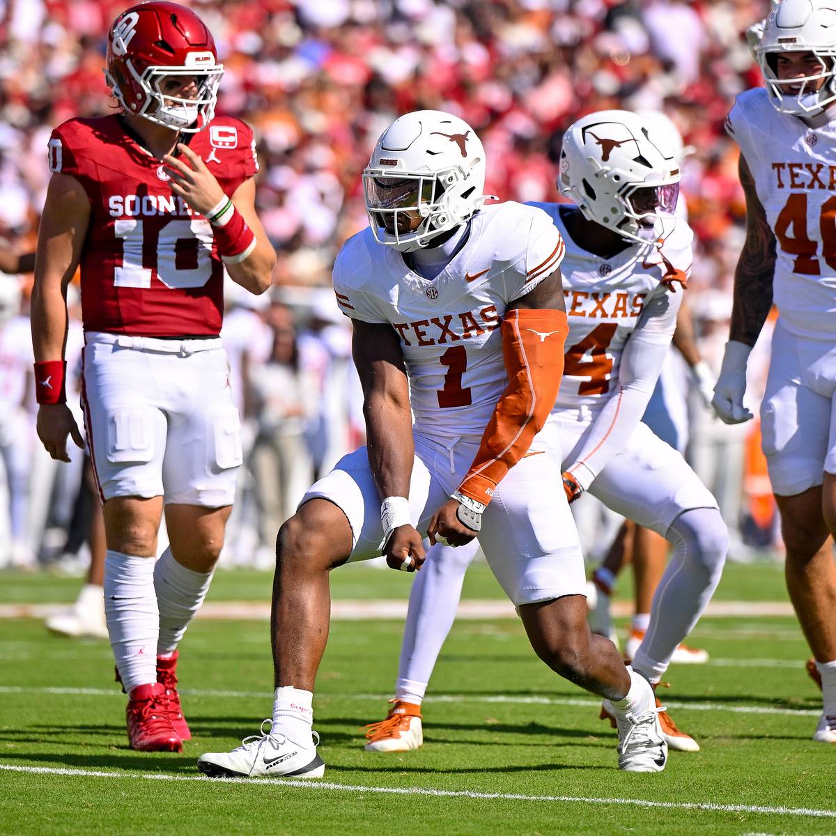 Who Will Step Up for Texas With Colin Simmons Expected to Miss Time?