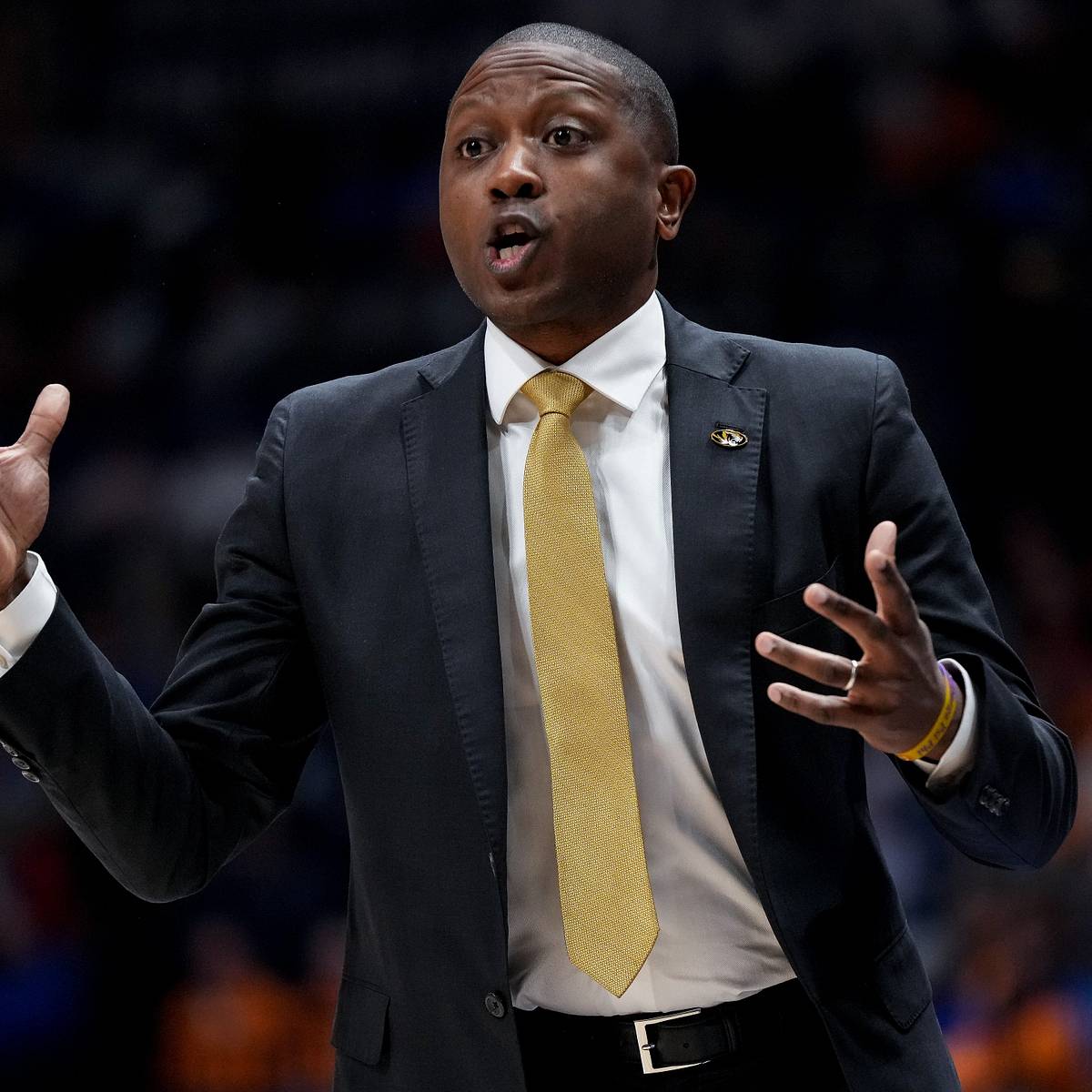 si.com - Killian Wright - Mizzou, Indiana Basketball Finalizing Game in Indiana for 2026-27 Season