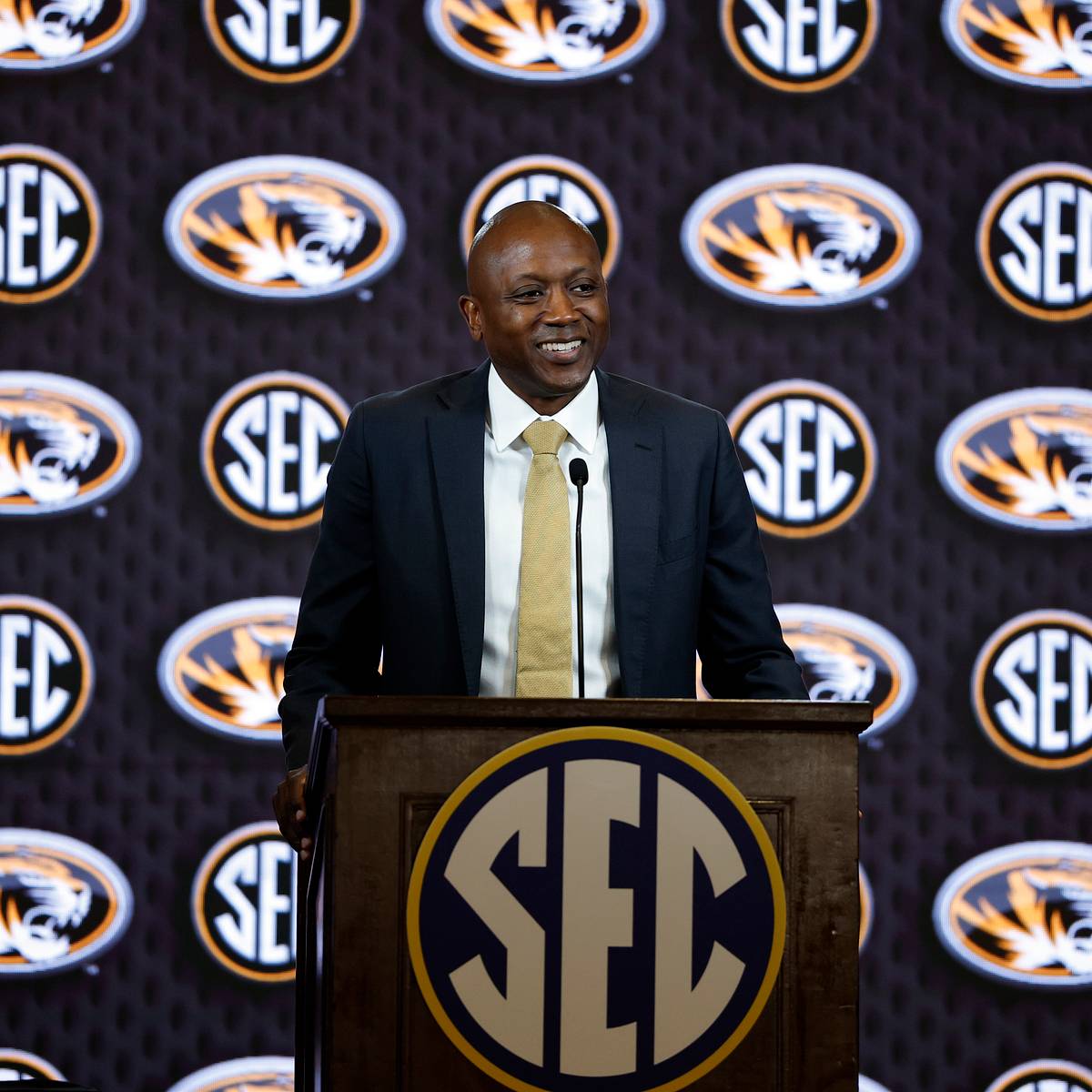 si.com - Zachary Knox-Doyle - Mizzou basketball's boosted nonconference schedule is an intentional 'opportunity'