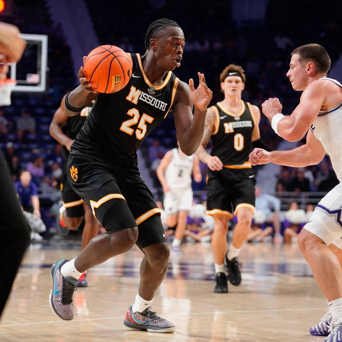 si.com - Zachary Knox-Doyle - Live blog of Mizzou basketball's exhibition game against UNLV