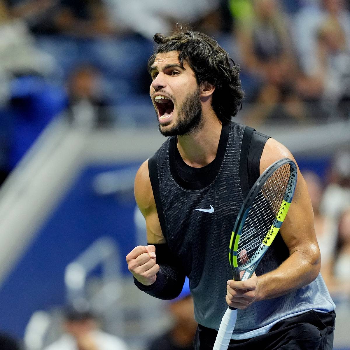 Carlos Alcaraz Debuts New Nike Look During Final US Open Match