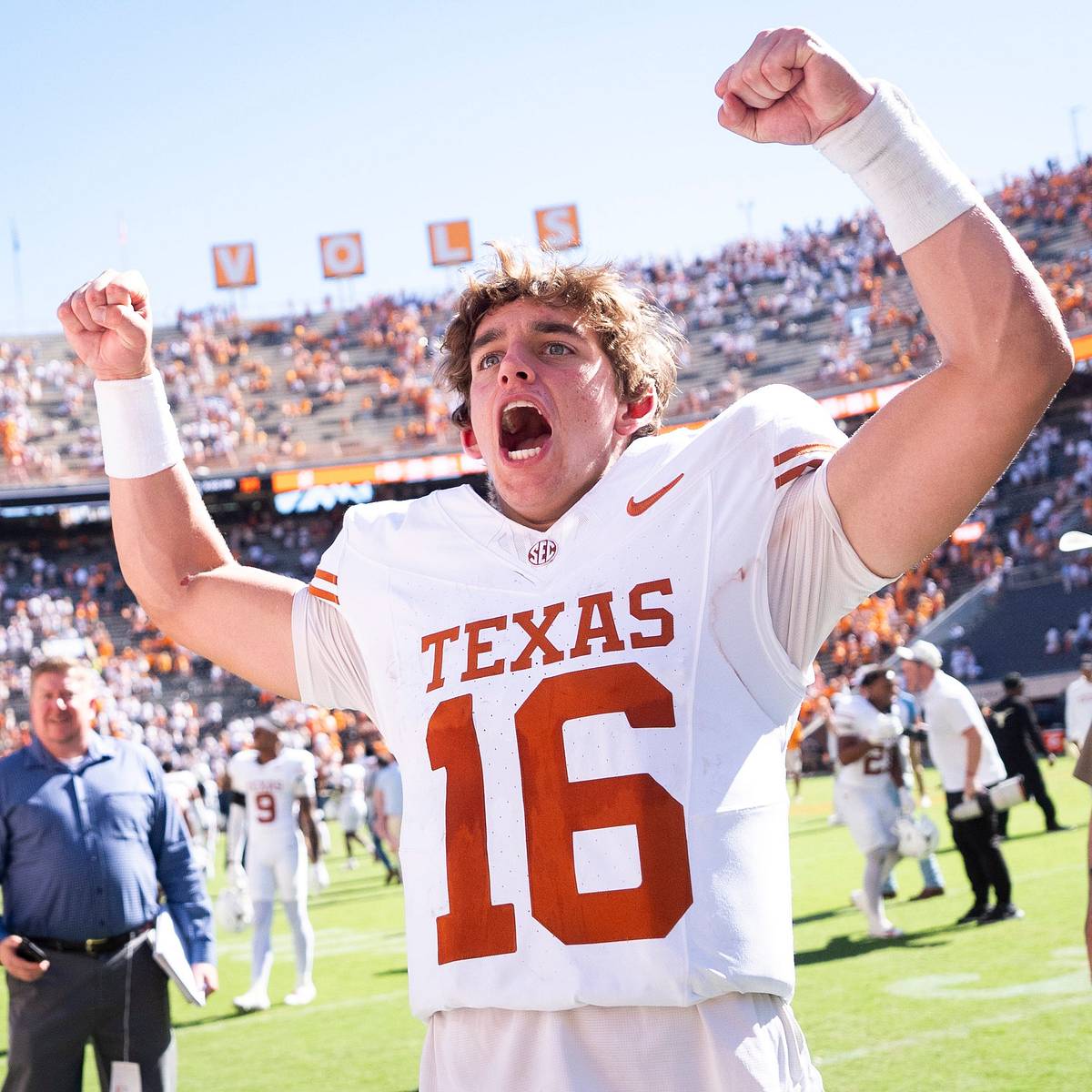 Texas vs. Oklahoma Predictions, Best Bets and Props for Red River Rivalry in College Football Week 6