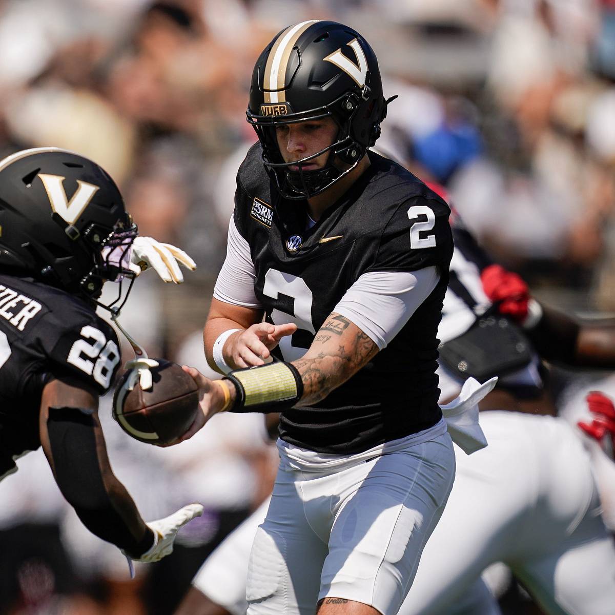si.com - Joey Dwyer - Staff Predictions: Vanderbilt vs. Ole Miss Football