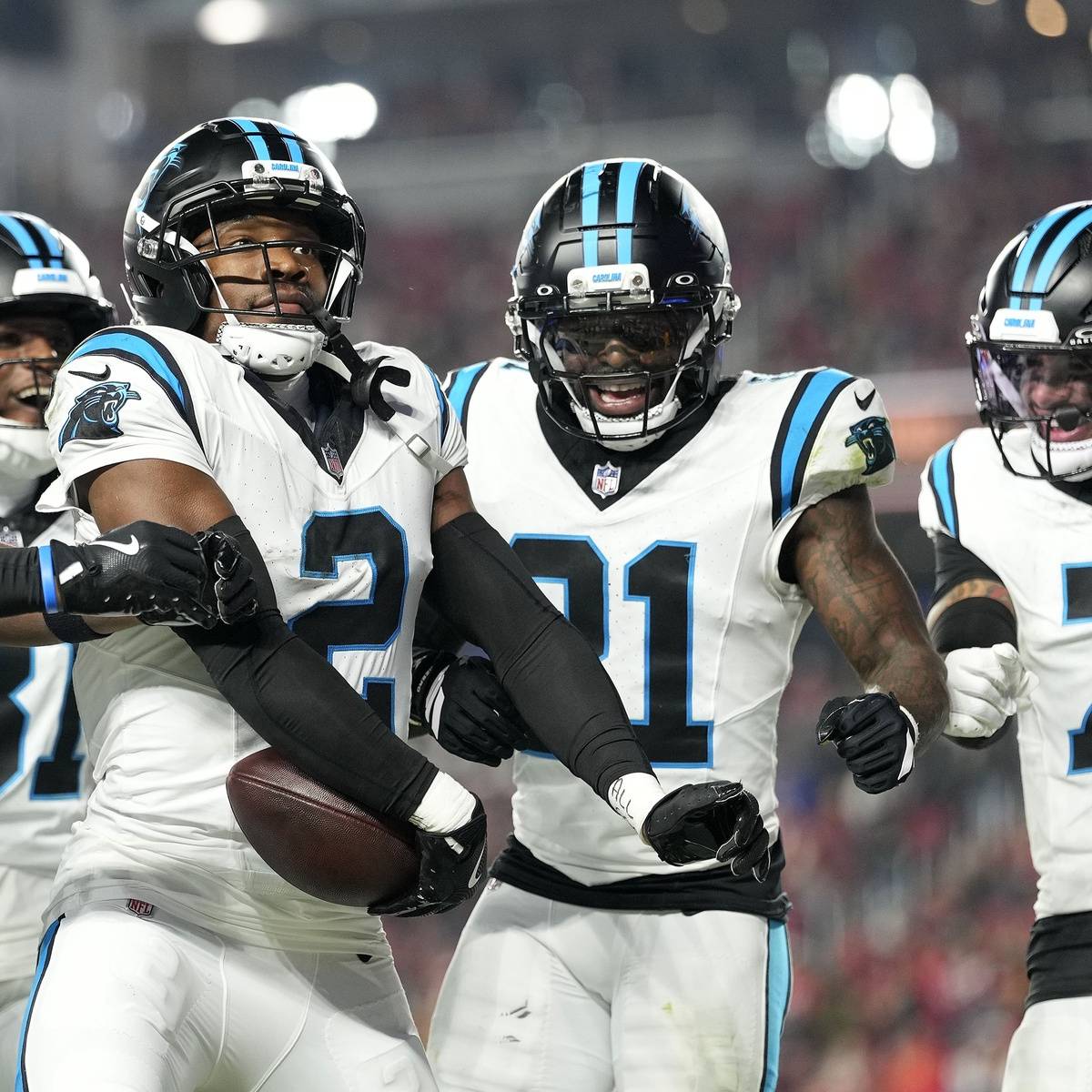 50 Cartes à Collectionner Carolina Panthers - Lot De 50 Cartes Différentes - NFL Football Américain
