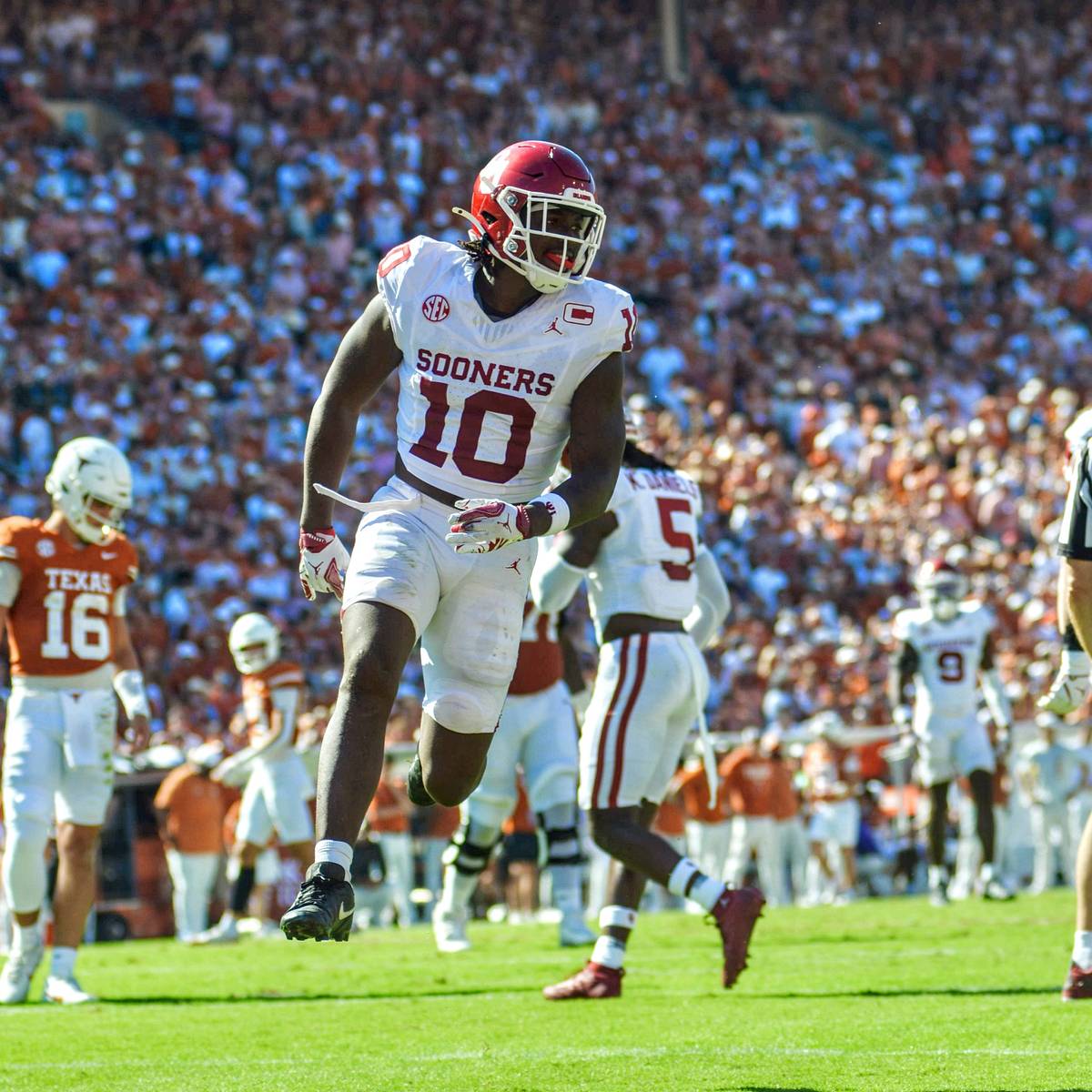 si.com - Ryan Aber - Oklahoma Turns Page on bye Week to Turn Focus on Top-Ranked Texas