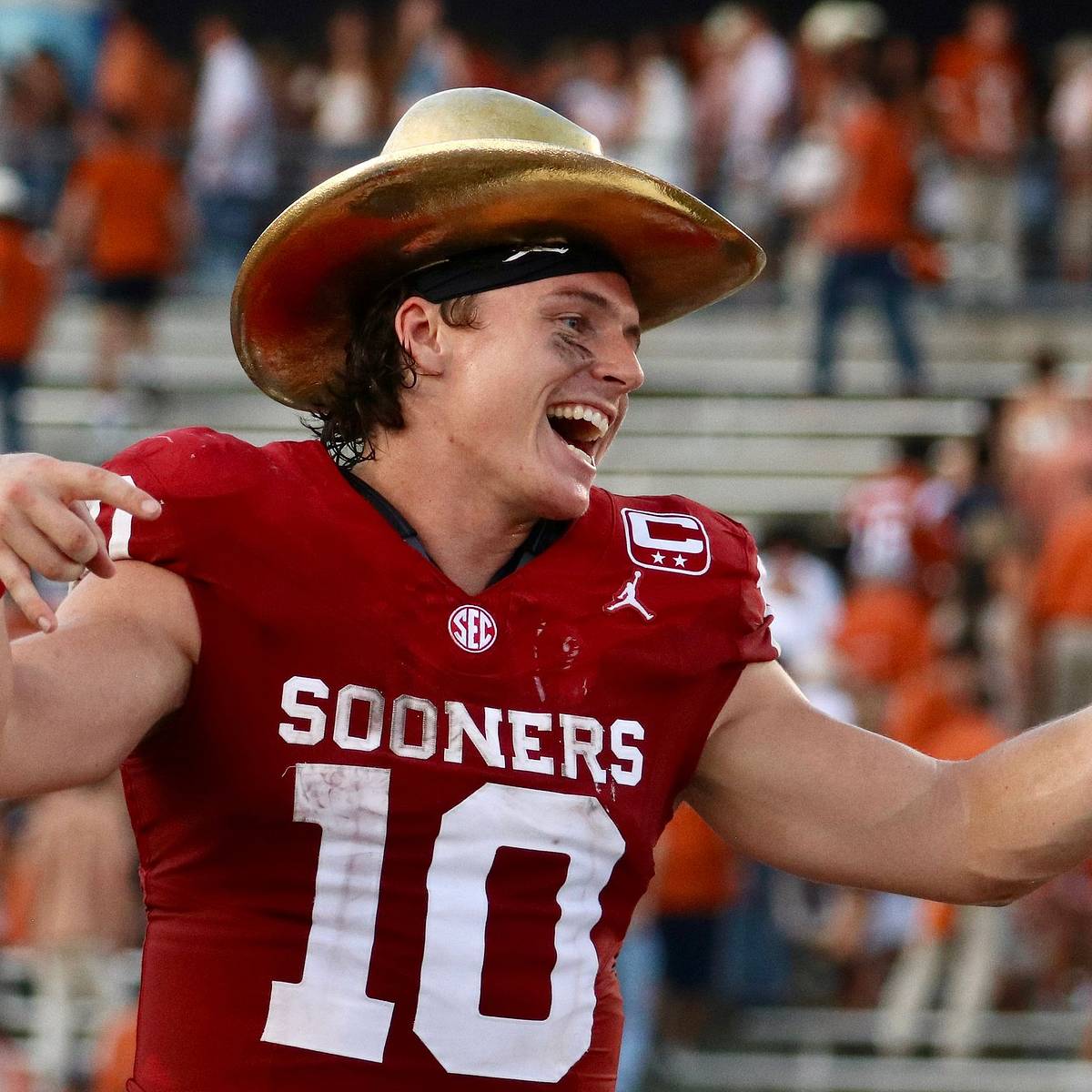 Oklahoma-Texas Stock Report: Who's Up, Who's Down After Another Red River Classic