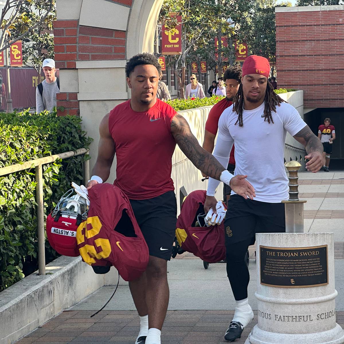 si.com - Lorenzo Reyna - USC Trojans' Recruiting Could Reshape Running Back Future