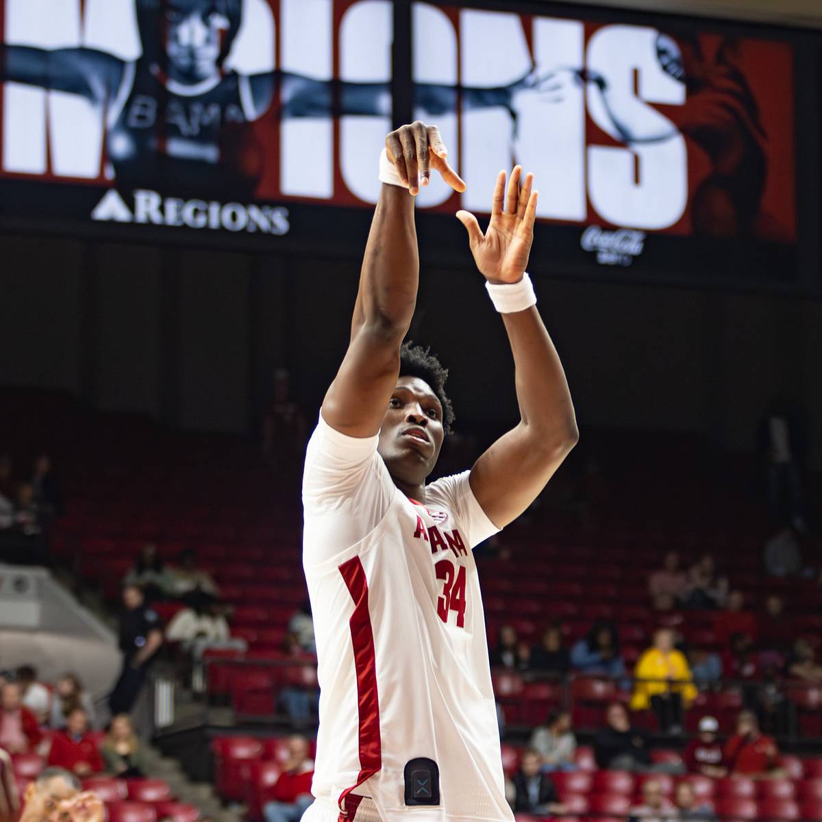 si.com - Hunter De Siver - Alabama Center Fully Cleared for 2026-27 After Missing Most of Last Season