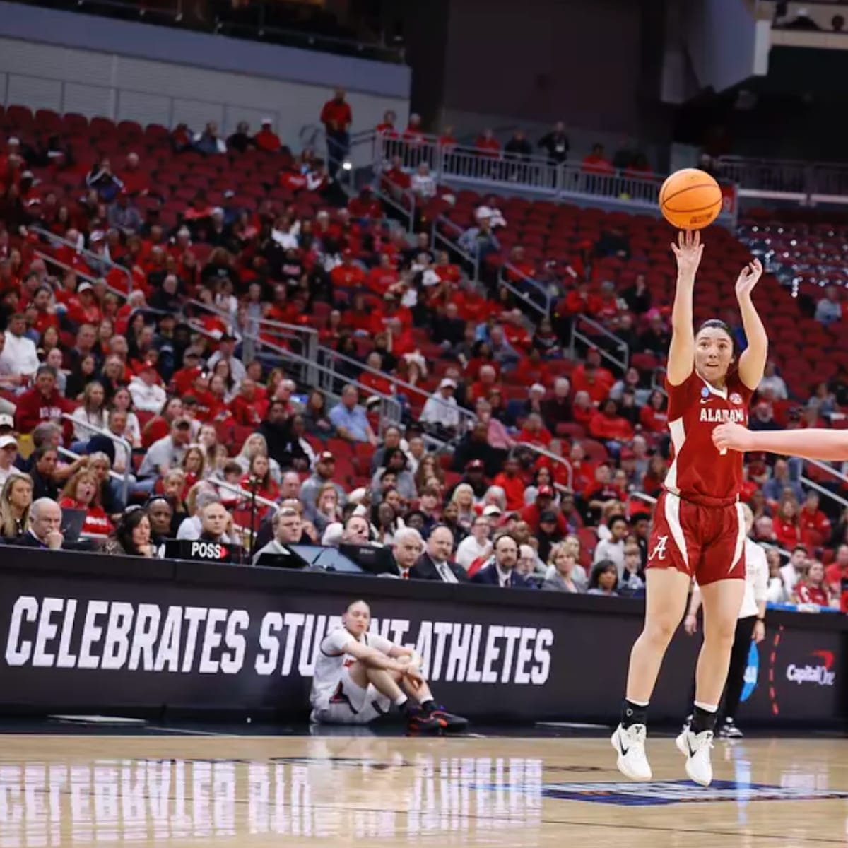 si.com - Theodore Fernandez - Alabama Women's Basketball Eliminated By Louisville in Round of 32: Roll Call