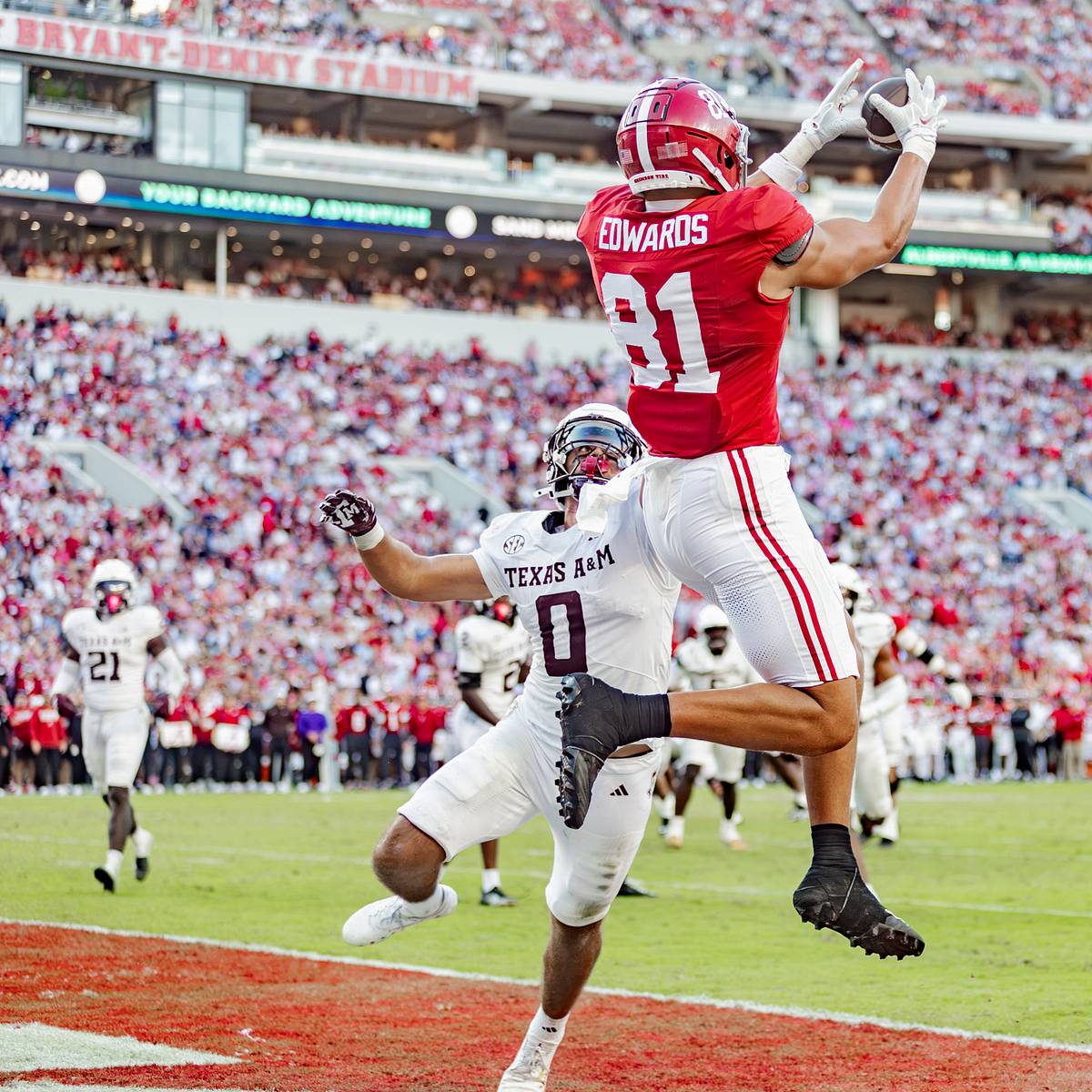 si.com - Sam Prestipino - Alabama's Tight Ends Step Up Against Texas A&M