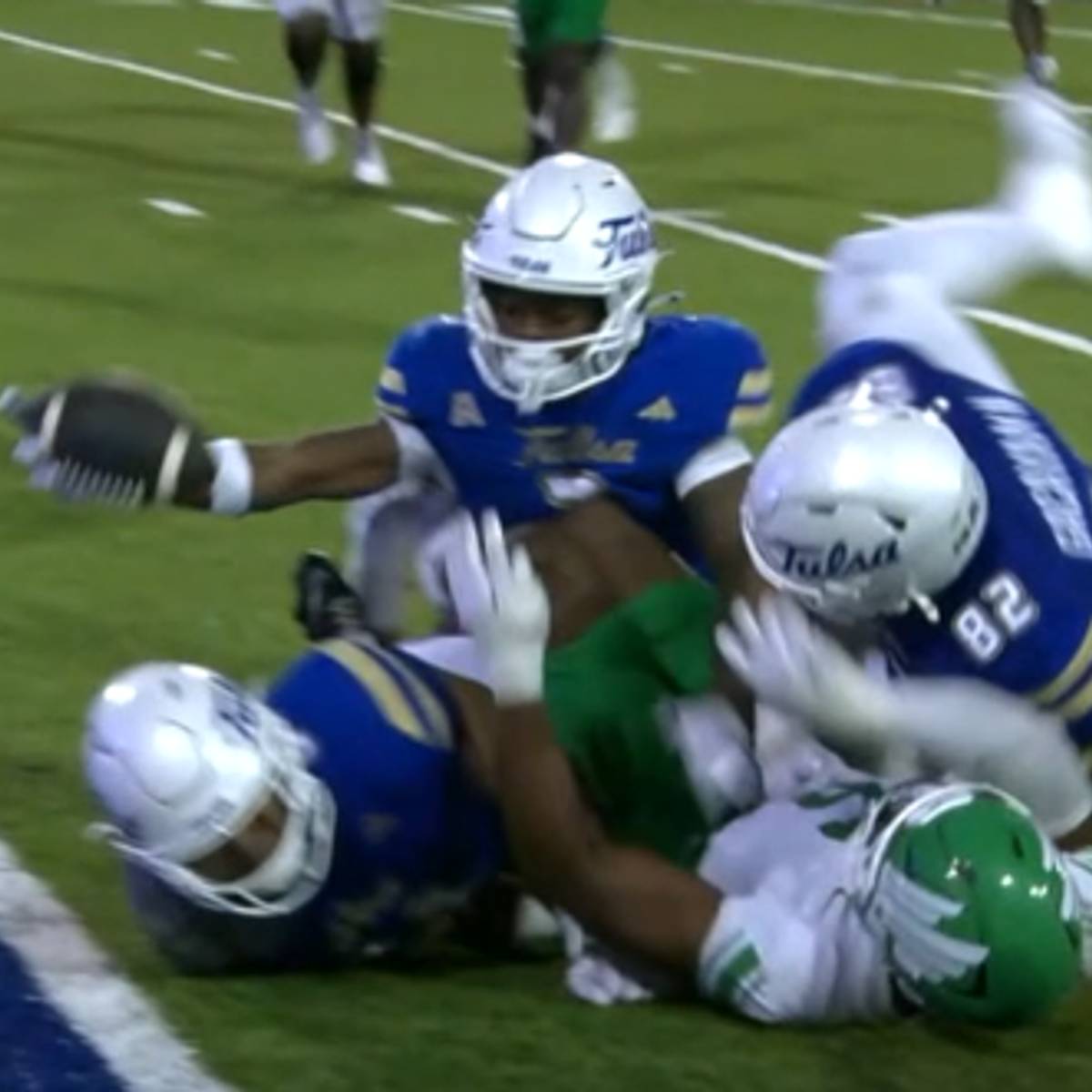 si.com - James Parks - Slo-Mo Video of North Texas-Tulsa Game-Winning Play Sparks Controversy
