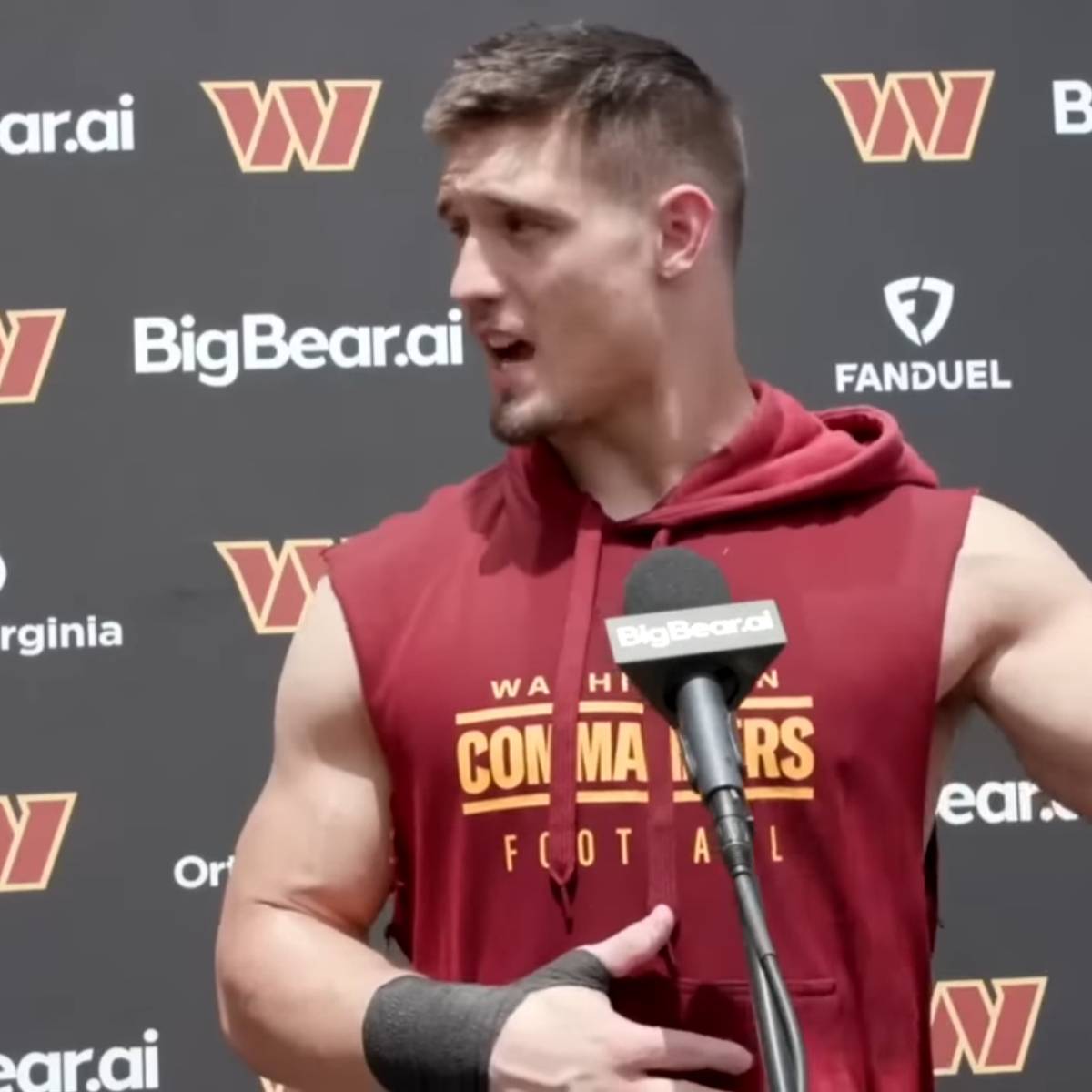 si.com - Philip Hughes - Linebacker-Friendly': Leo Chenal Explains Why Daronte Jones' Scheme Fits His Game