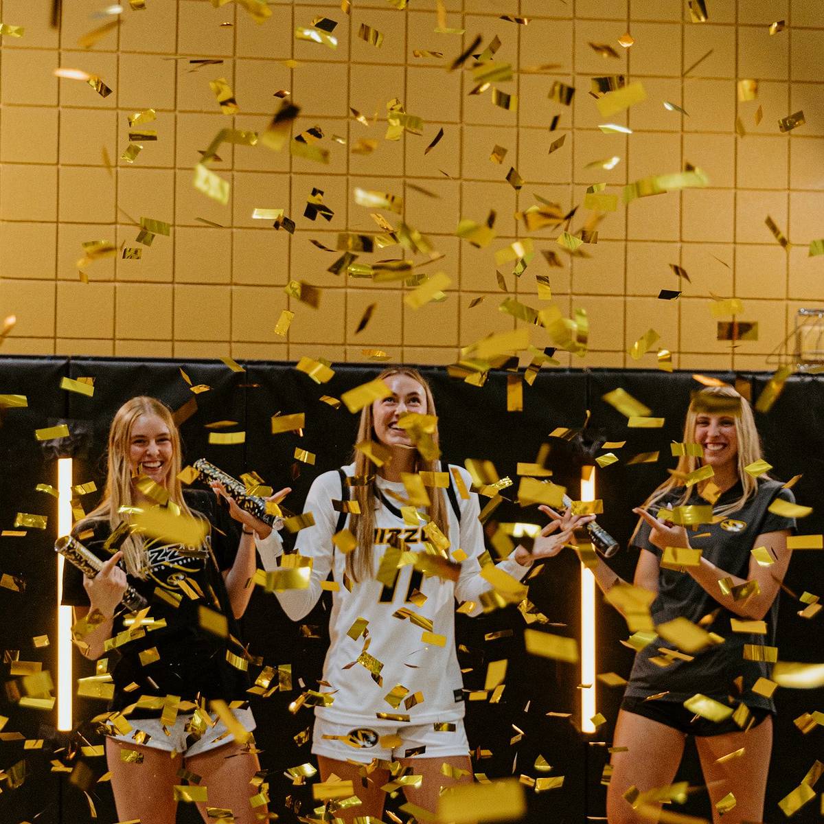si.com - Dana Becker - Iowa High School Girls Basketball Standout Makes College Decision