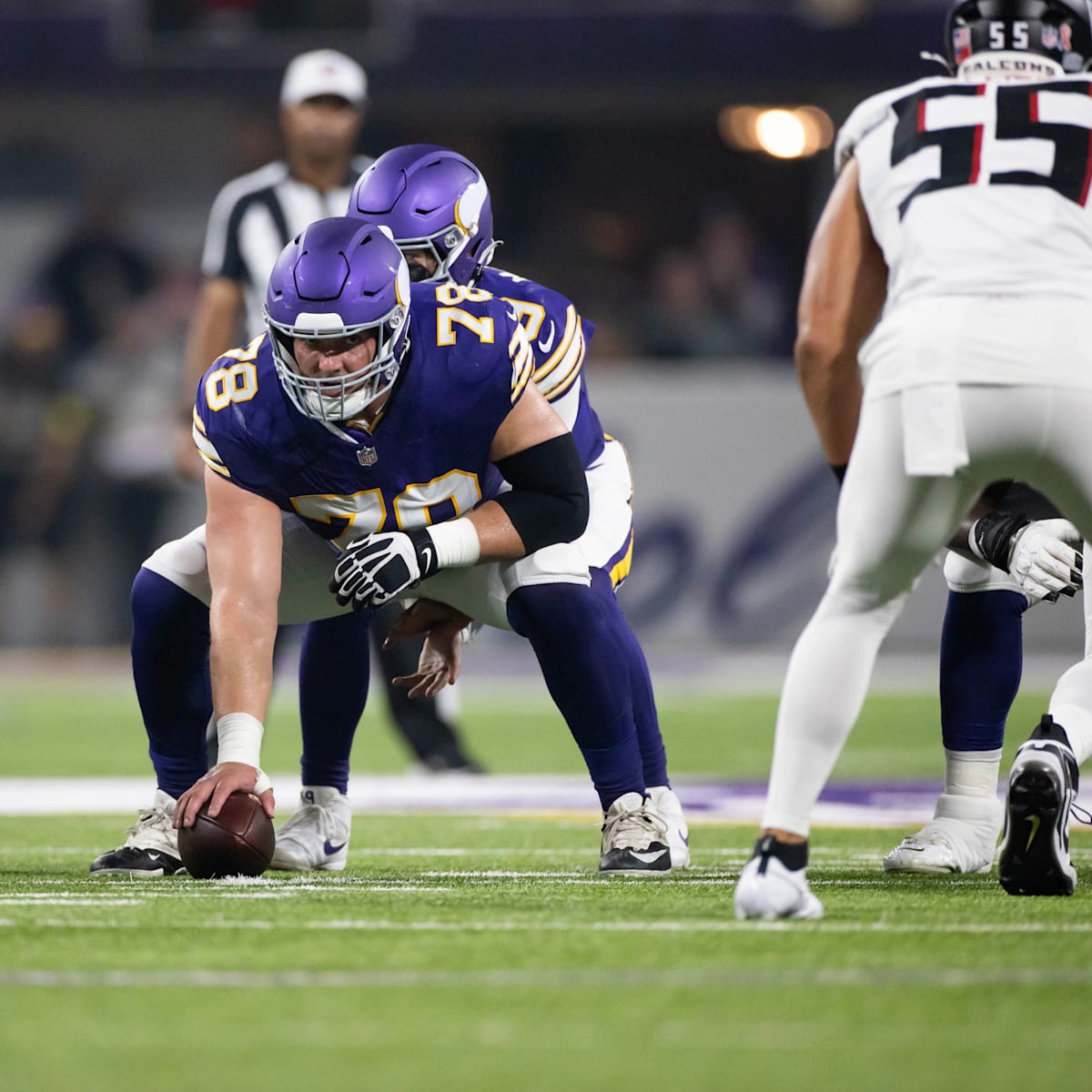 si.com - Will Ragatz - Latest concussion puts Ryan Kelly's Vikings, NFL future into question