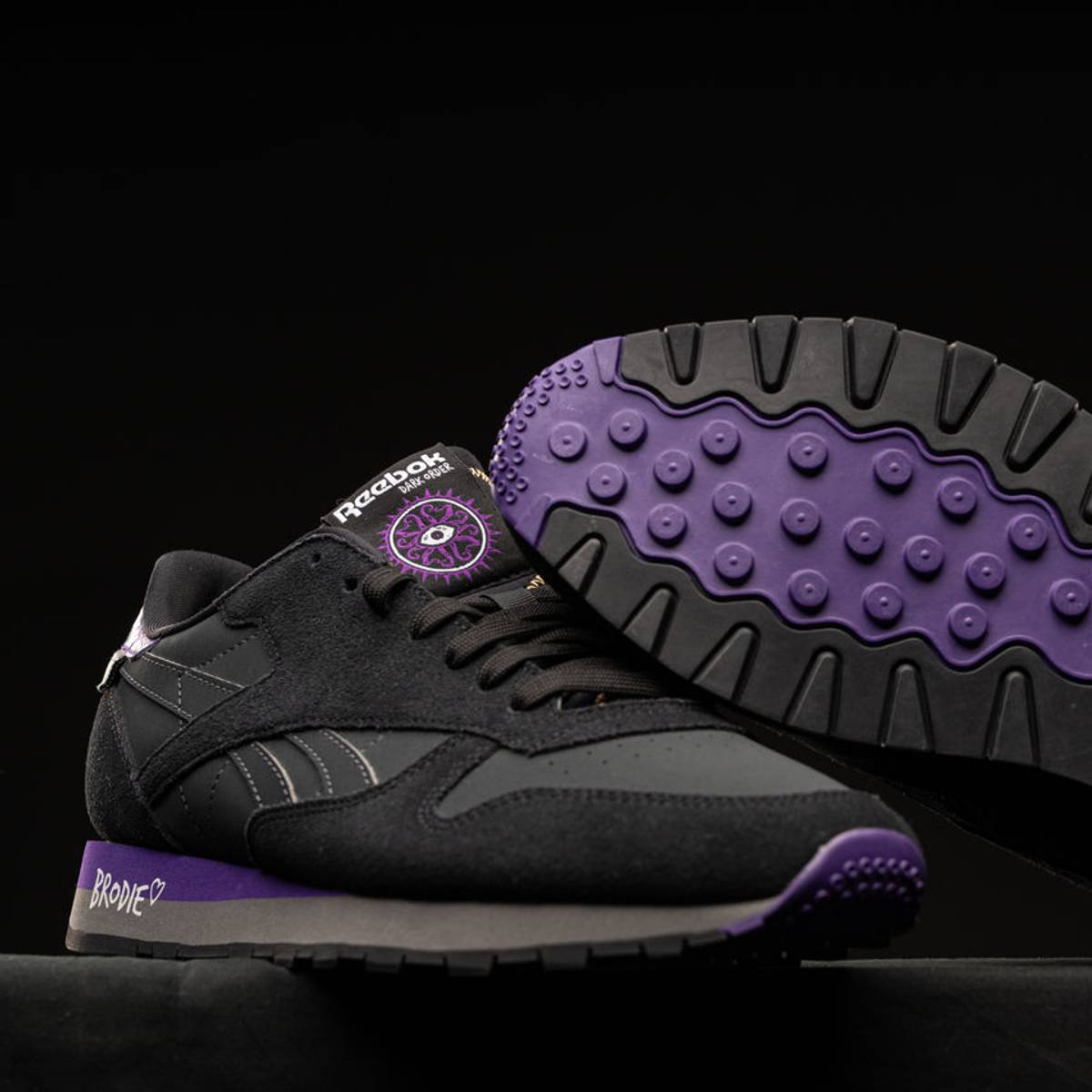 LEGENDARY SPORTS ANTHEM レジェンダリースポーツアンセム Reebok & AEW Memorialize Brodie Lee With Heartfelt Sneakers