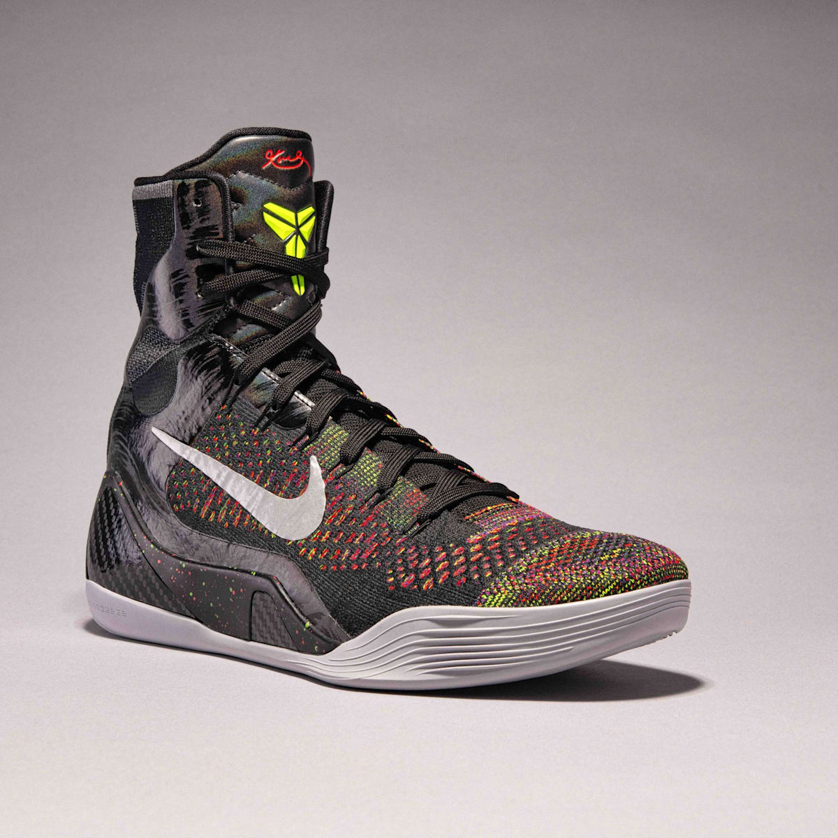 kobe 9 masterpiece low