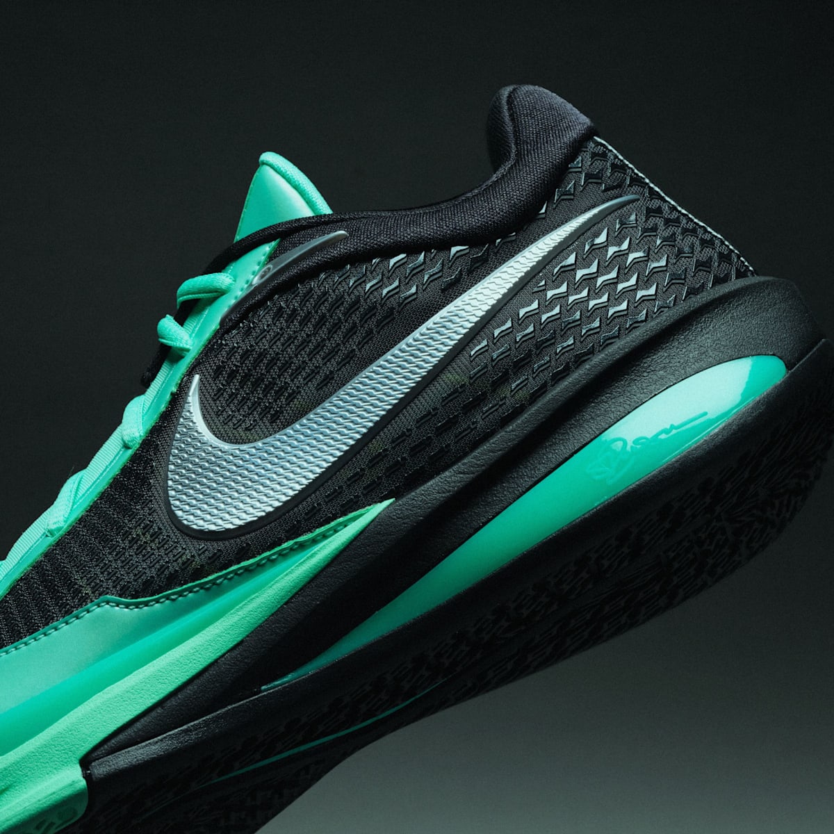 si.com - Rashad Grove - Sabrina Ionescu Debuts 4th Signature Nike Basketball Shoe