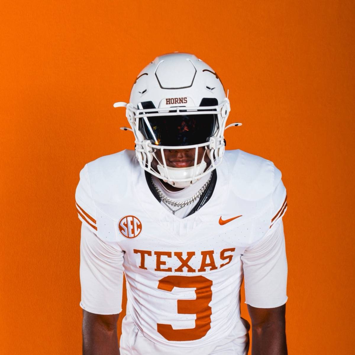 Texas Longhorns Lose Easton Royal to Florida in Major Recruiting Flip
