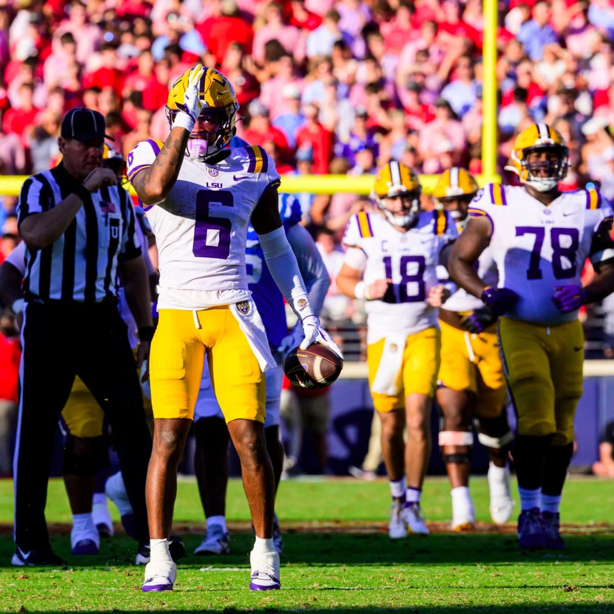 si.com - Zack Nagy - LSU Football vs. Houston Cougars Early Betting Lines, Prediction and Kickoff Time