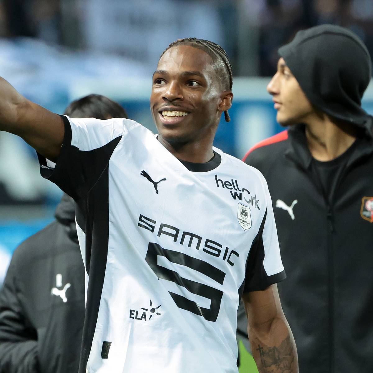 Chelsea Take First Step Towards 'Record' Centre Back Signing