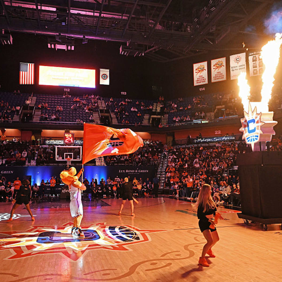 si.com - Brigid Kennedy - Why the Connecticut Sun's Move to Houston Has Raised Questions From WNBA World