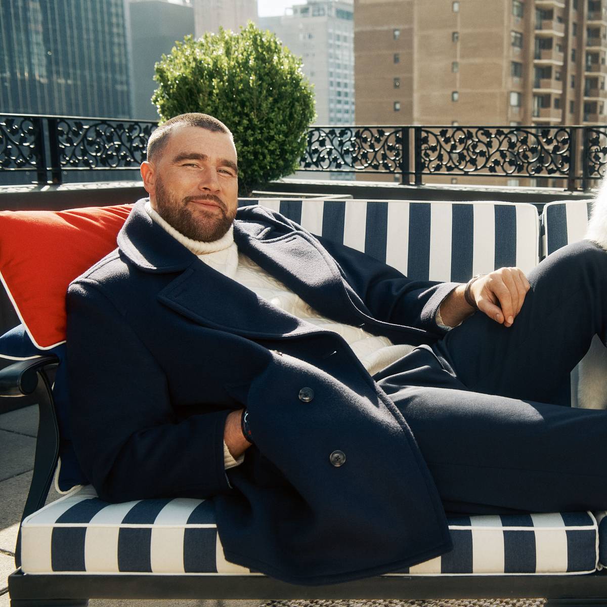 si.com - Brigid Kennedy - We Finally Got a Look at Travis Kelce and Taylor Swift's Dog