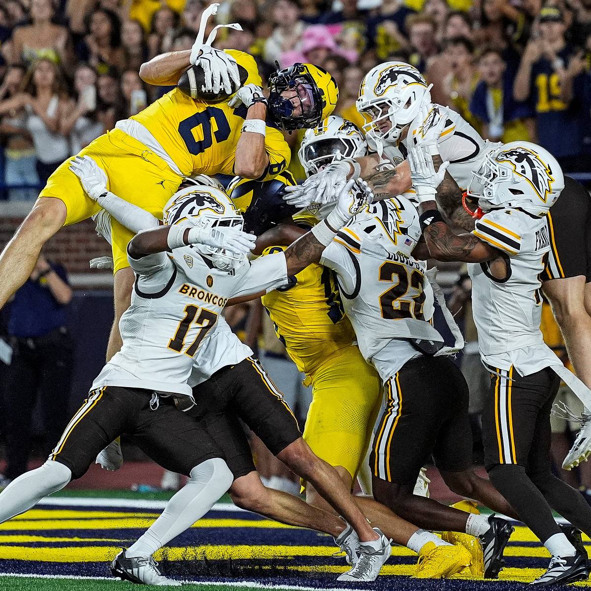 si.com - Brigid Kennedy - SI:AM | Everything Wrong With Michigan's 'Bail Mary'
