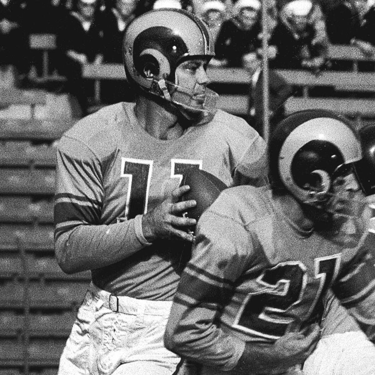 si.com - Eva Geitheim - The History Behind a 75-Year-Old NFL Passing Record That Still Stands