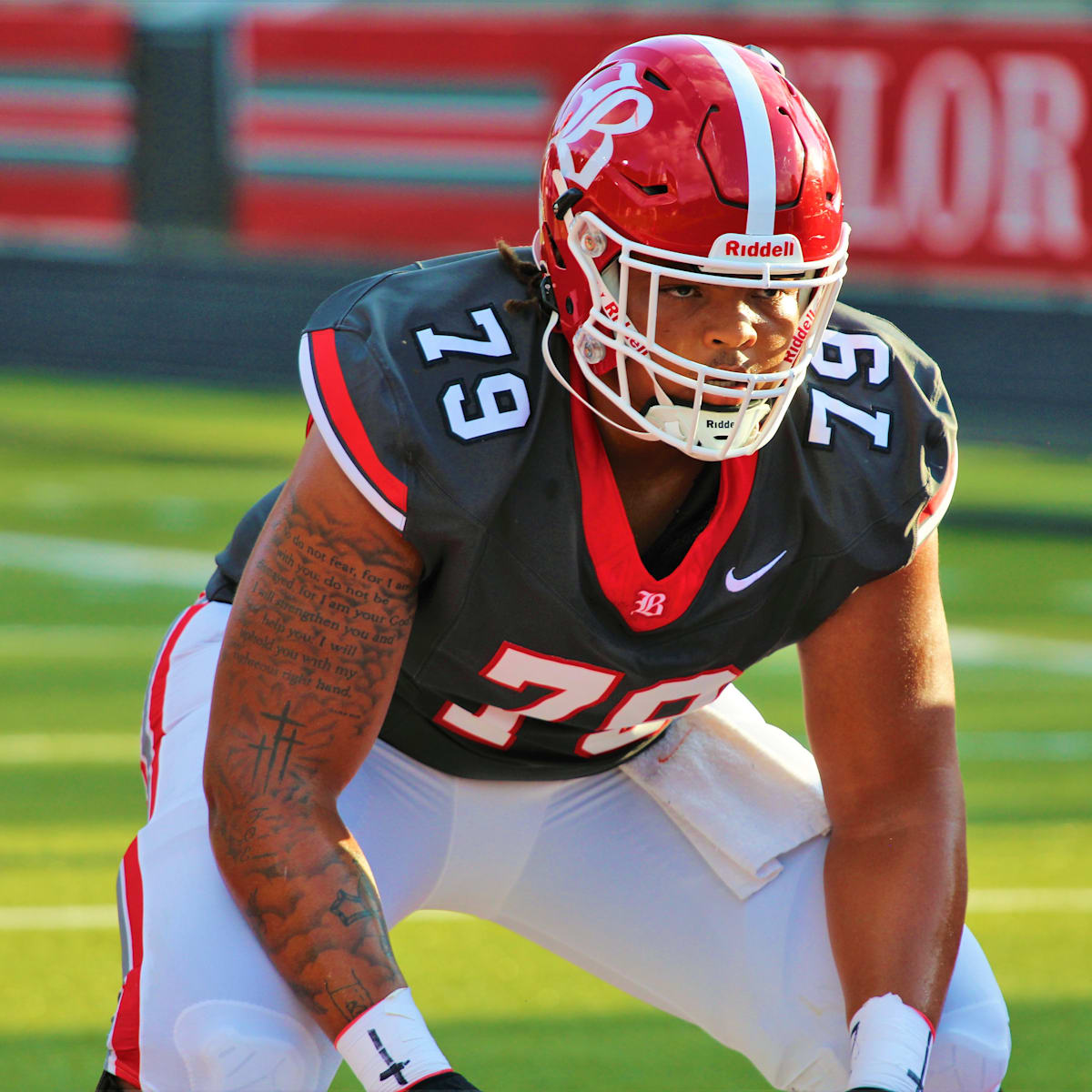 Early Signing Day Profile: 2026 OL Gabriel Osenda Officially Signs