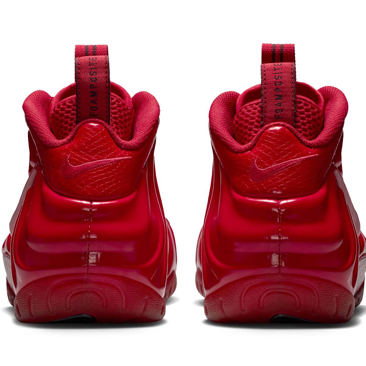 si.com - Pat Benson - The Nike Air Foamposite Pro 'Red October' Is Sitting on Shelves