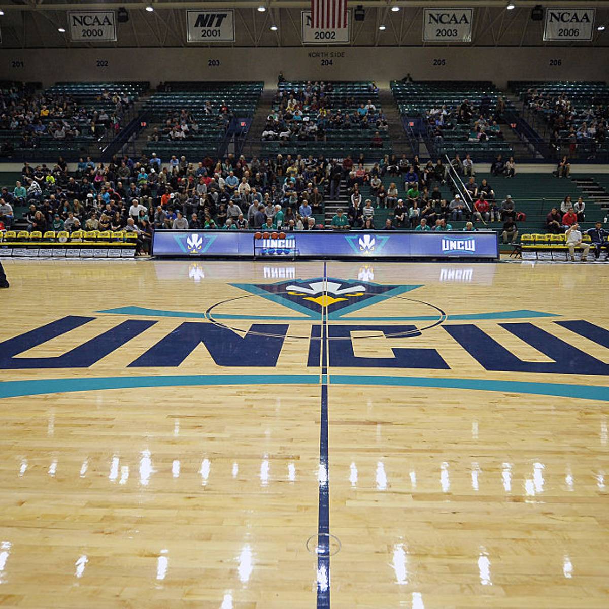 si.com - Brigid Kennedy - UNCW Women's Basketball Coach Nearly Drowned in Rip Current, Says It's a 'Miracle' She's Alive