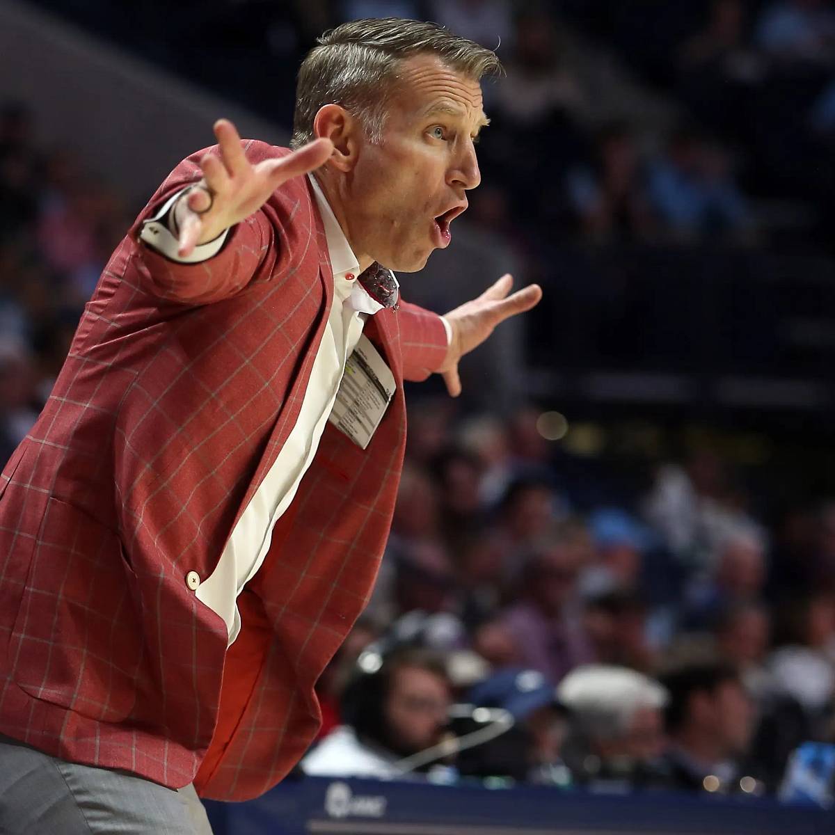 si.com - Hunter De Siver - How to Watch Alabama Against Ole Miss in Preseason Basketball Exhibition
