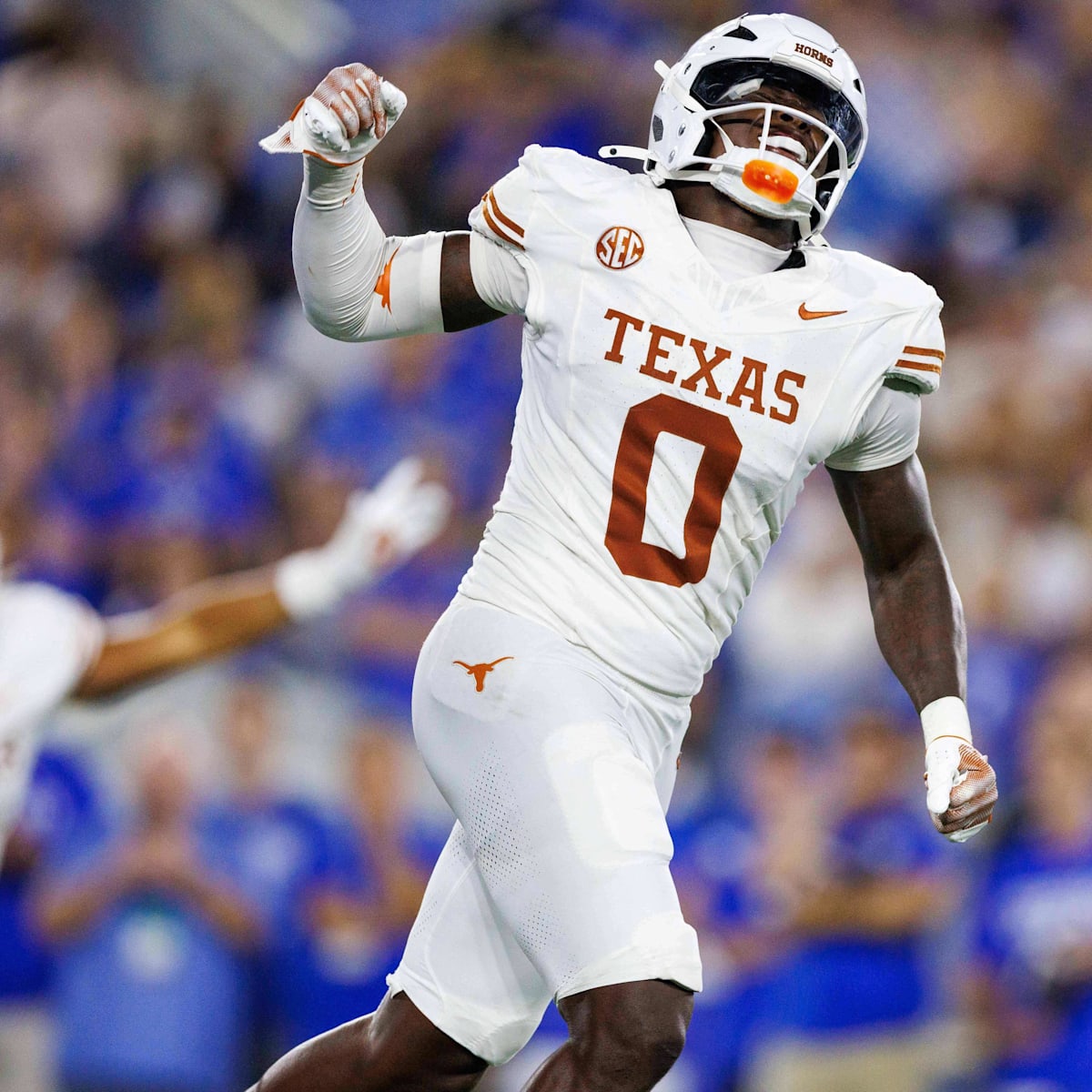 si.com - Drake Wally - Dynamic Texas Longhorns Linebacker Predicted to be Perfect Colts Fit