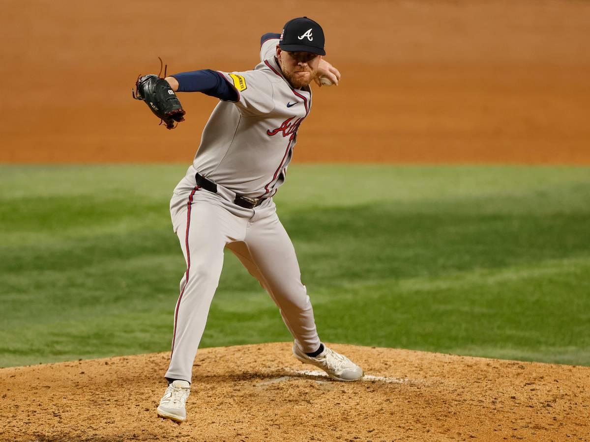 Aaron Bummer's future with the Braves is dicey unless he fixes this key flaw